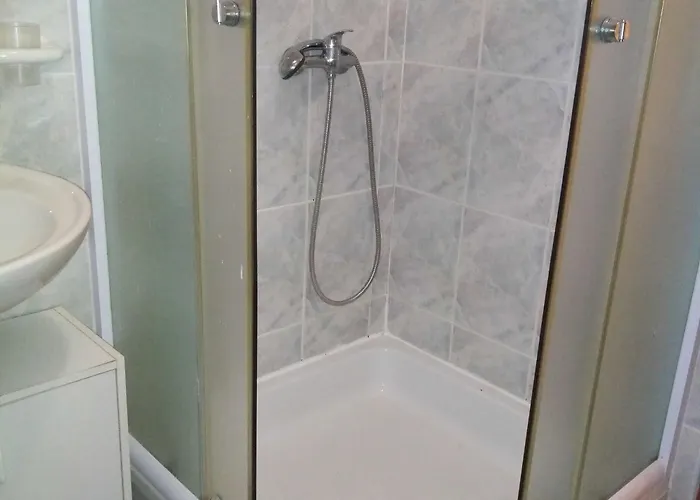 Vanja Kara Biograd Appartement