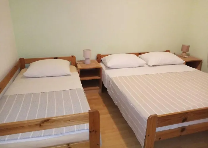 Vanja Kara Biograd Biograd Na Moru